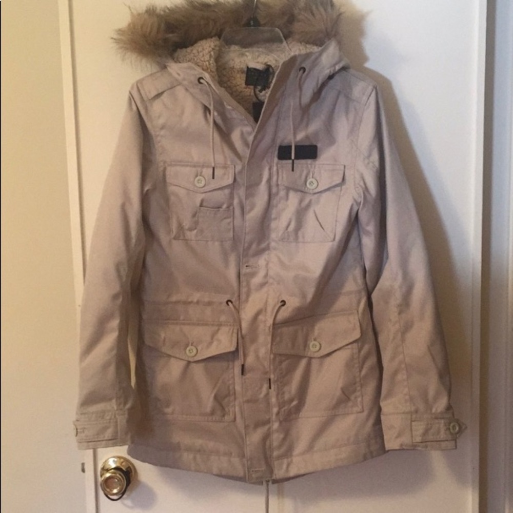 Oakley Sherpa Lined Tamarack Coat - Picture 2 of 4